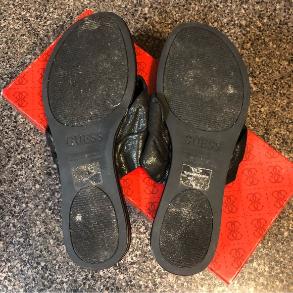 Guess Dressy Thong Sandals EUC - Picture 6 of 8